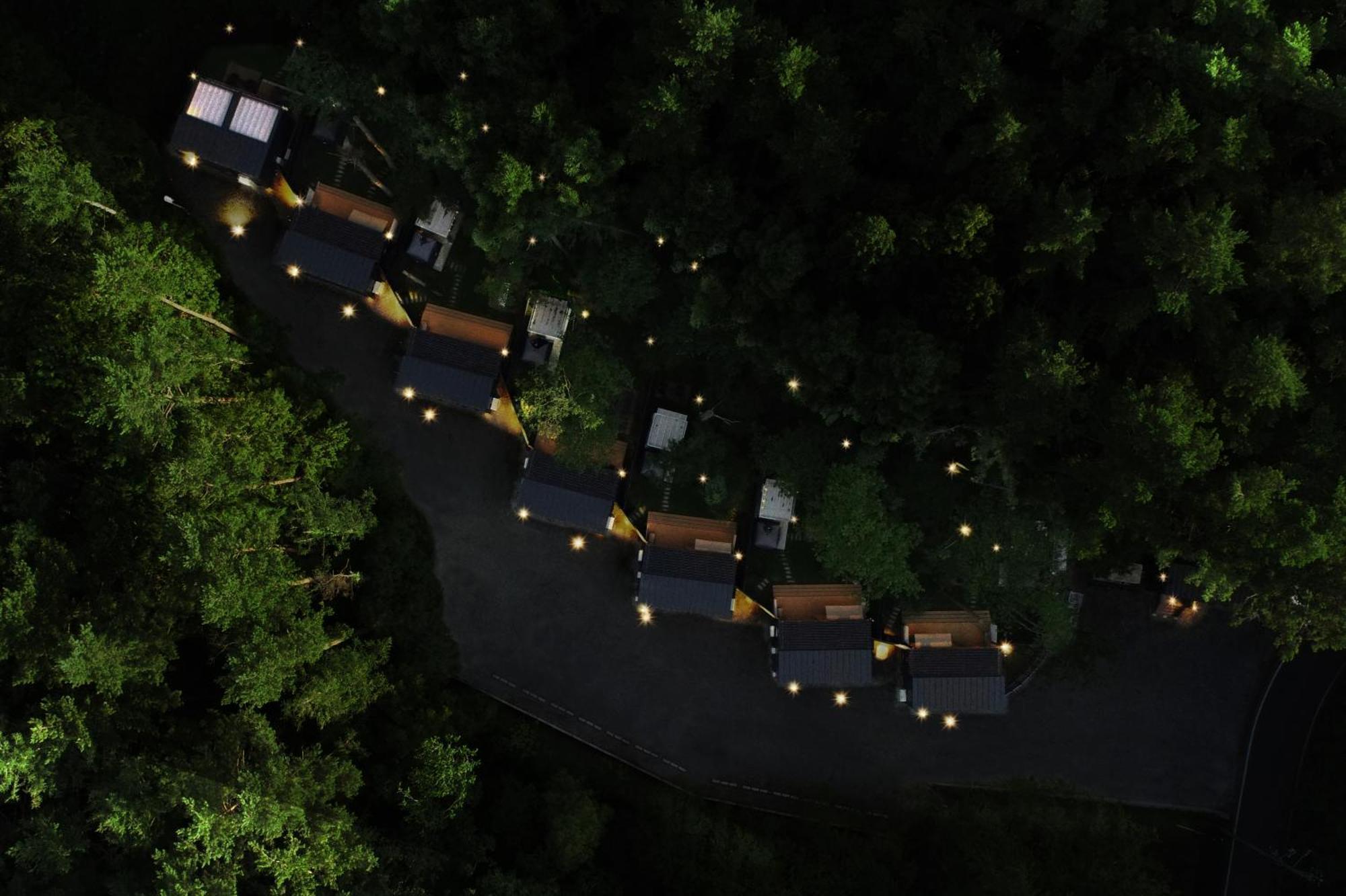 Fuji Fumoto Forest Hotspring ふもとの森温泉 Фудзі-Каваґутіко Екстер'єр фото