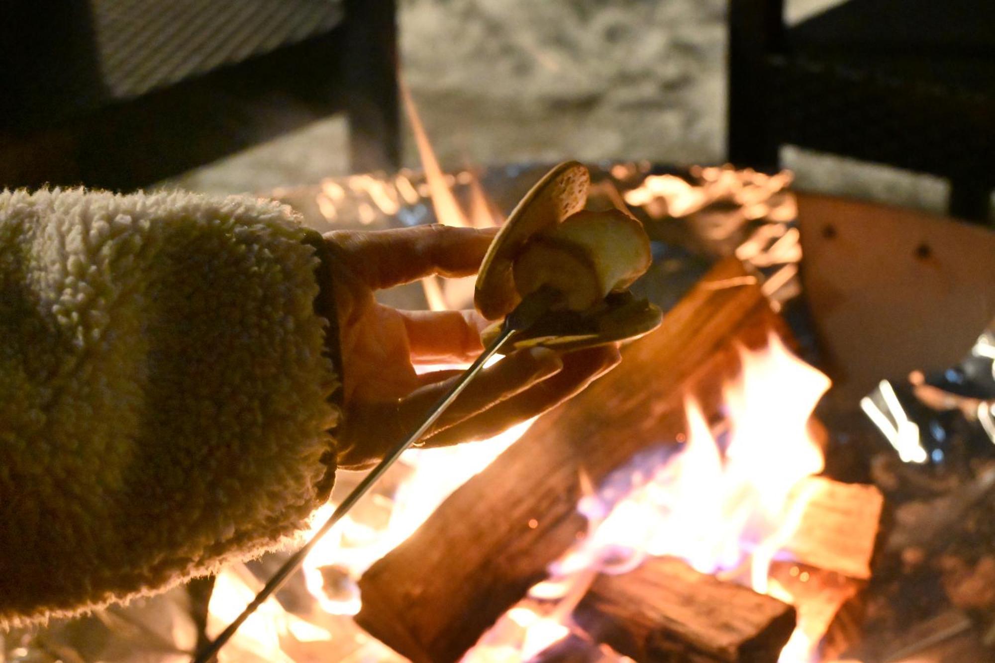 Fuji Fumoto Forest Hotspring ふもとの森温泉 Фудзі-Каваґутіко Екстер'єр фото